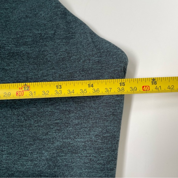 Quince Ultra Soft V Neck Cropped Tank Size Heather Green Work Out Athletic - Picture 8 of 9